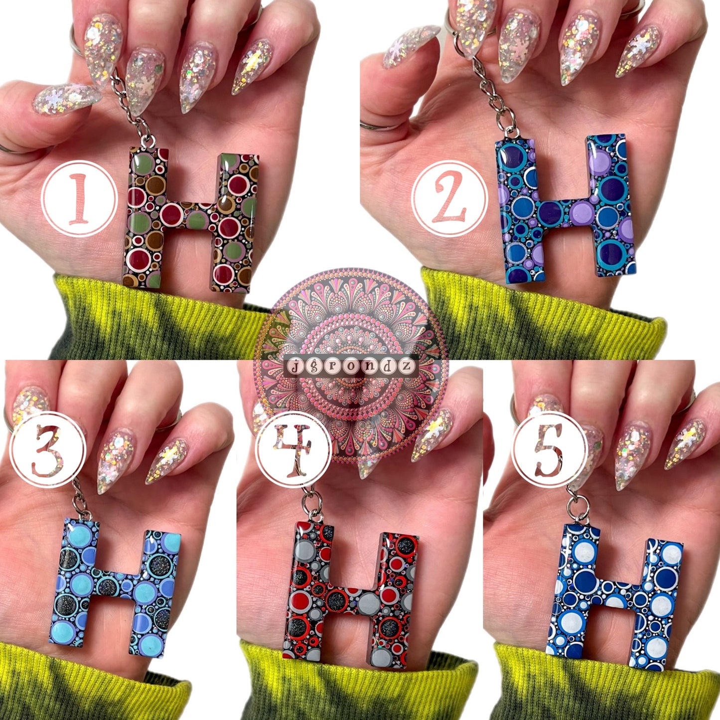 DOT ART KEYCHAIN "H"