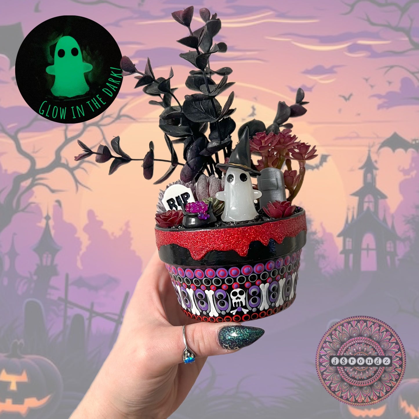 Spookulent Pot with Witch Ghost