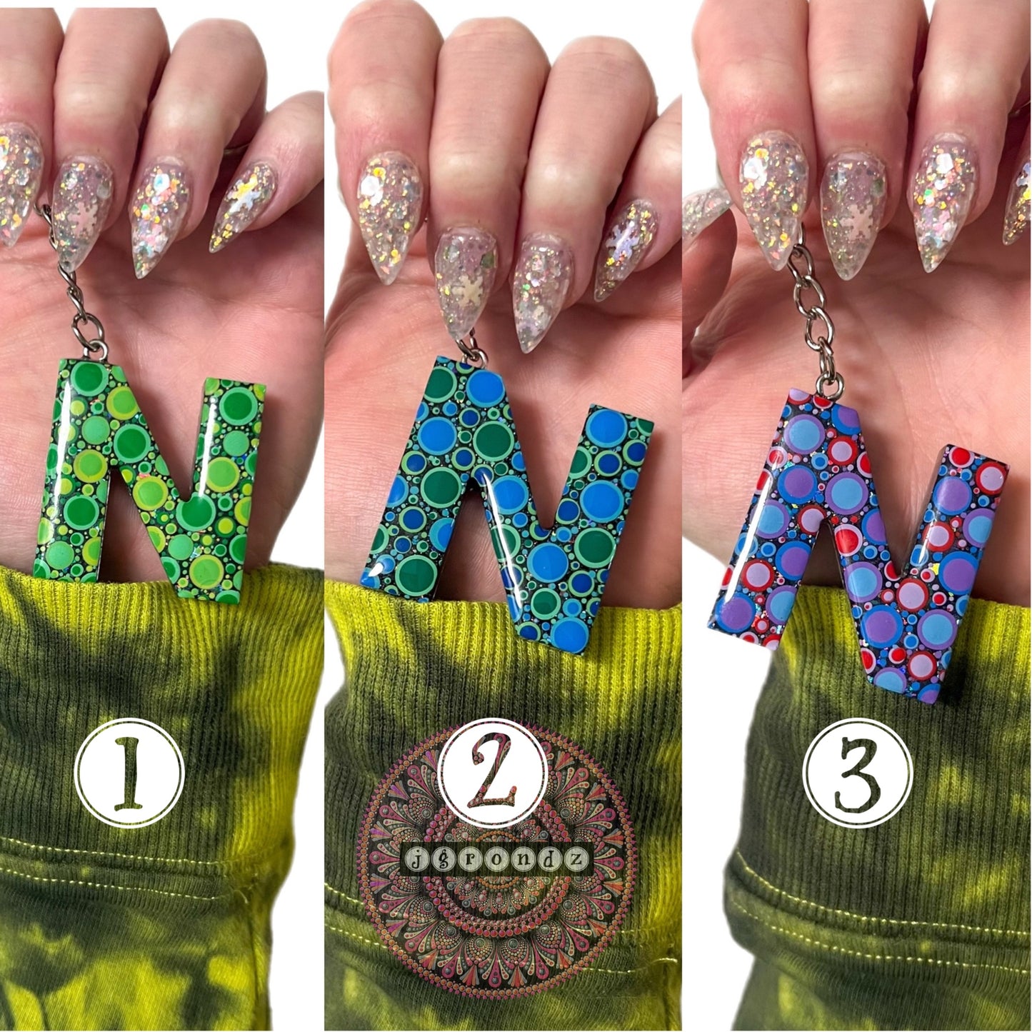 DOT ART KEYCHAIN "N"