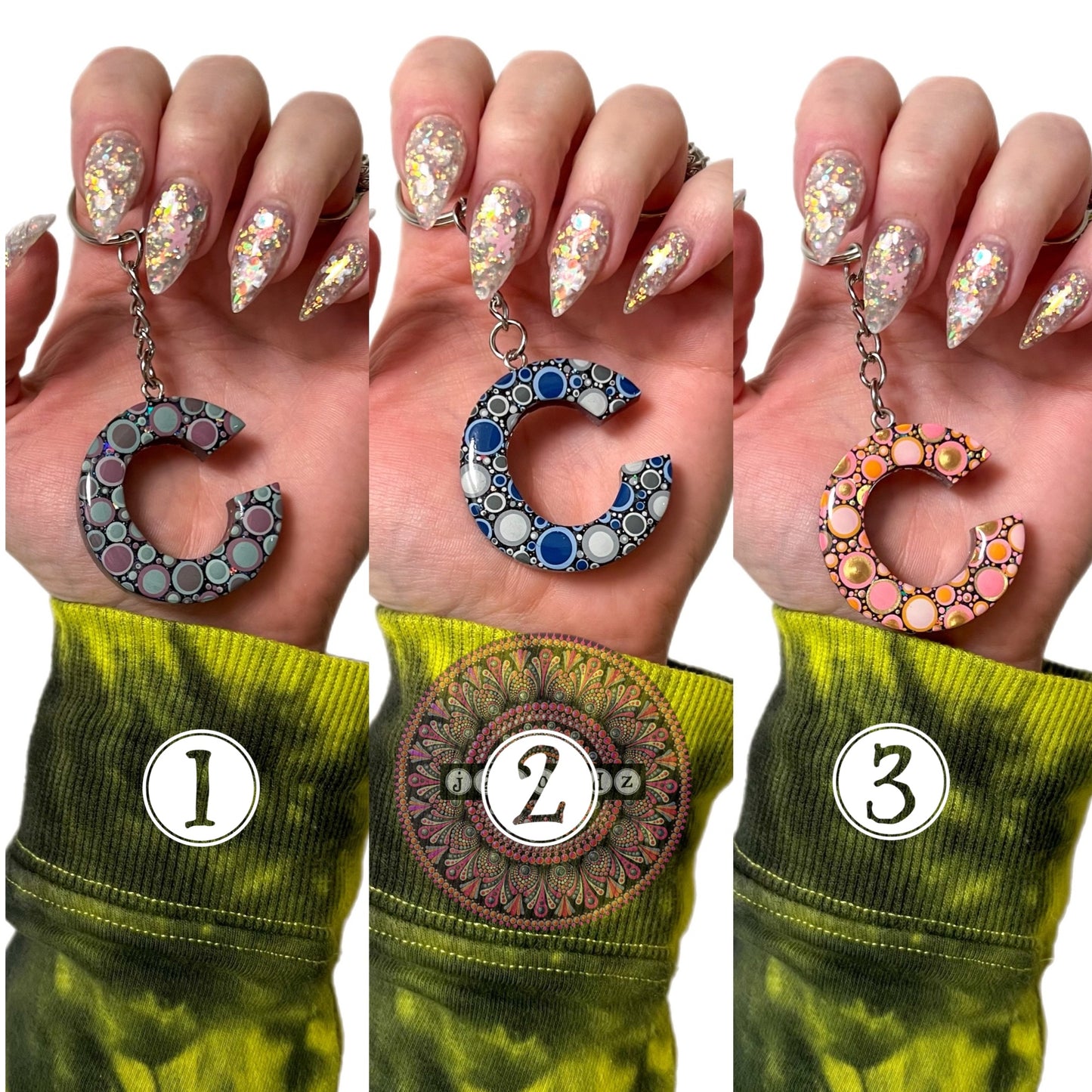 DOT ART KEYCHAIN "C"