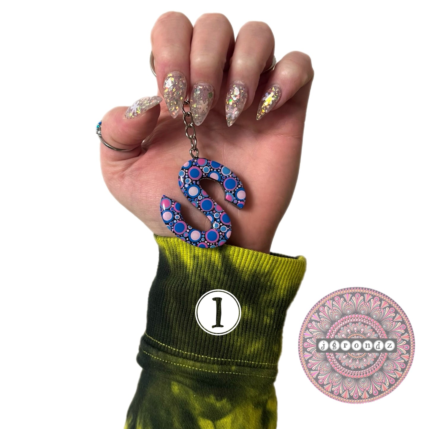 DOT ART KEYCHAIN "S"