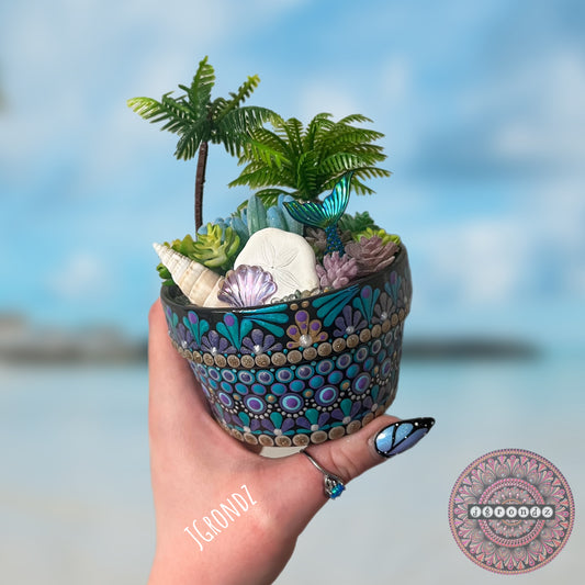 Beachy Pretty Pot