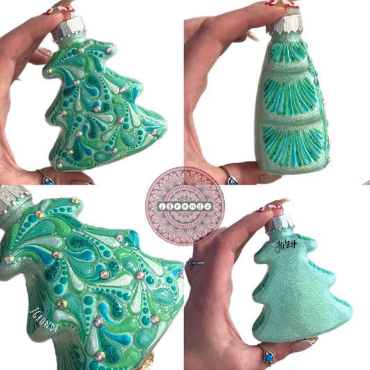 4” Christmas Tree Glitter Ornament